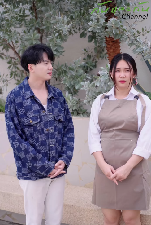 [ครบชุด] T2308027 กค ายกคอมยกเคร องปร นมาทำงานท านกาแฟ แถมส งน ำแค ขวดเด ยว ณค ดย งไง