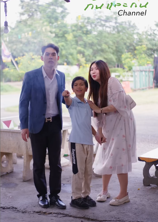 [ครบชุด] T2708009 กเศรษฐ โดนโยนลงกลางแม จนพวกเขาต องไปใช ตยากจน