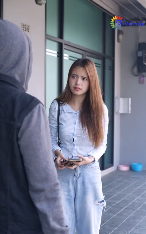 T2908136 คนอะไรขโมยเง uเป นหม เพ อไปซ อแตงโม Part 2