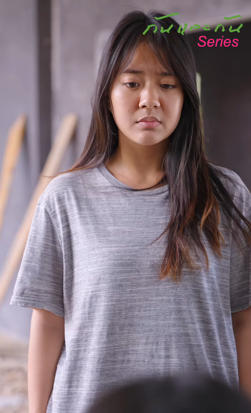 T3008158 คนจรจ ดโชคใหญ เง นหลายล านตกจากเคร องบ พวกเขาจะทำไงก บเง นน Part 2