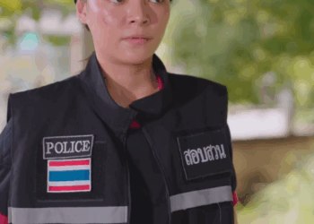 [ครบชุด] T1608067 างด าวโดนตำรวจไล แต หญ งคนน กท งไว กลางน