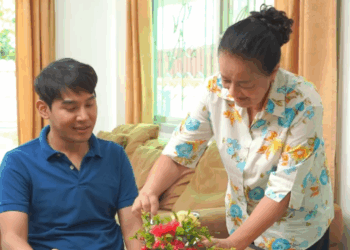 [ครบชุด] T1508044 คำก จน สองคำก จน กเข าไป (ละครส น)