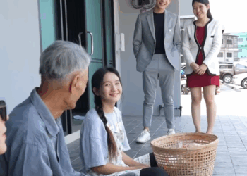 T2108079 บร ทเถ อu ไม ให คนขายของมาขายหน าบร Part 2