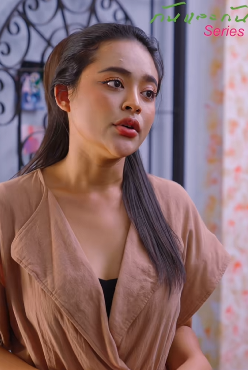 T2709002 เก ดเป นล กสาว กมองว าไร าในสายตาแม งคมแบบน งม อย ไหม part 2