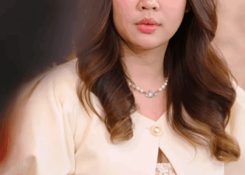 T2709010 เศรษฐ อนาฬ กามาแจกเพ อนสม ยเร ยน แต กล บได คำด ฏแทนคำขอบค part 2