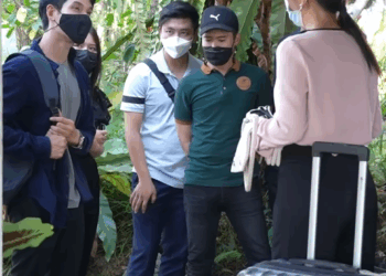 T0908002 ใครค อโจs part 2