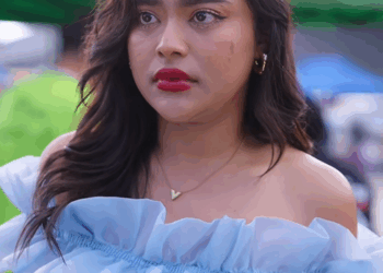 T1109027 บอกจะเล ยงข าวเพ อนคนเด ยว แต เพ อนยกมาเป นโขยงเลย แบบน เขาเร ยกว part 2