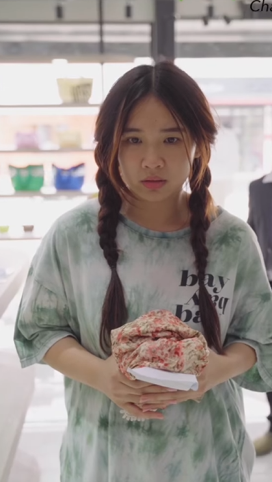 T1609124 เร องน เศร ามาก สาวจรจ ดเจอพ อท พรากจากก นต งแต เด แต อเธอกล บไม ยอมร บเธอ part 2