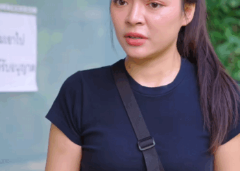 [ครบชุด] T1909032 เธอแกล งล มกลางร าน แต ไม ดว าจะทำให พน กงานคนอ นต องล มห วฟาดจนเ