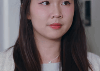 T2610044 บอกจะเล ยงข าวเพ อนคนเด ยว แต เพ อนยกมาเป นโขยงเลย แบบน เขาเร ยกว