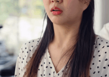 T0610120 องสาวแอบม บสาม แถมย งแอบมาซ อแหวนหม นก นในร านเพชร part 2