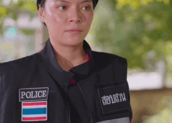 T0710020 างด าวโดนตำรวจไล แต หญ งคนน กท งไว กลางน part 2