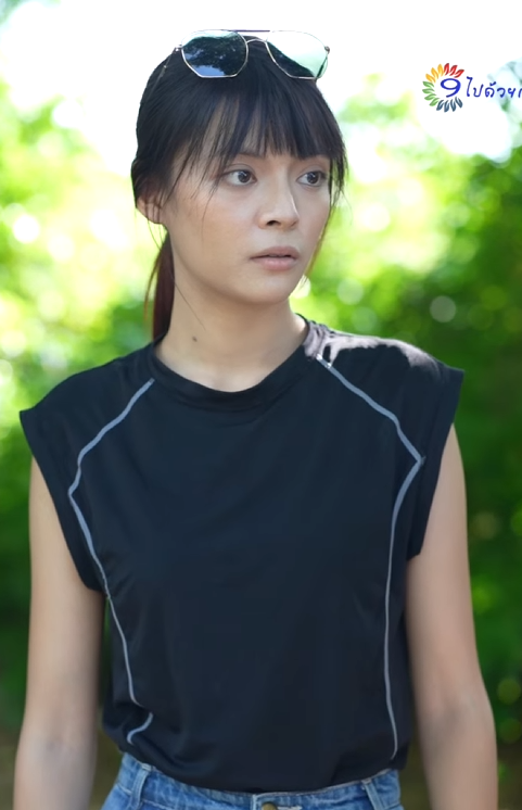 T0810083 อย ๆปาขวดใส คนส งอาหาร หญ งคนน องการอะไรก นแน part 2