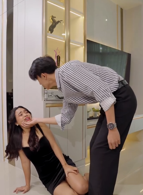 T0910070 กสาวได วเศรษฐ แต กล บมาด กครอบคร วต วเอง ดท ายเวรกรรมตามสนอง part 2