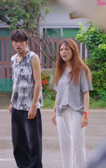 T1310215 ครอบคร วลวงโลก ep1 part 2
