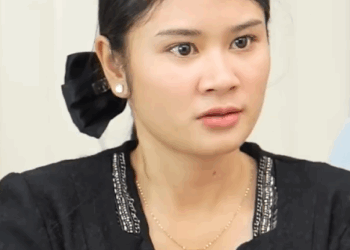 [ครบชุด] T2110035 วยเหล อหน งพ โดนตอบแทนเป นล าน