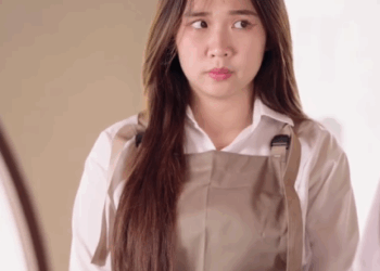 T0111190 กค ายกคอมยกเคร องปร นมาทำงานท านกาแฟ แถมส งน ำแค ขวดเด ยว ณค ดย งไง part 2
