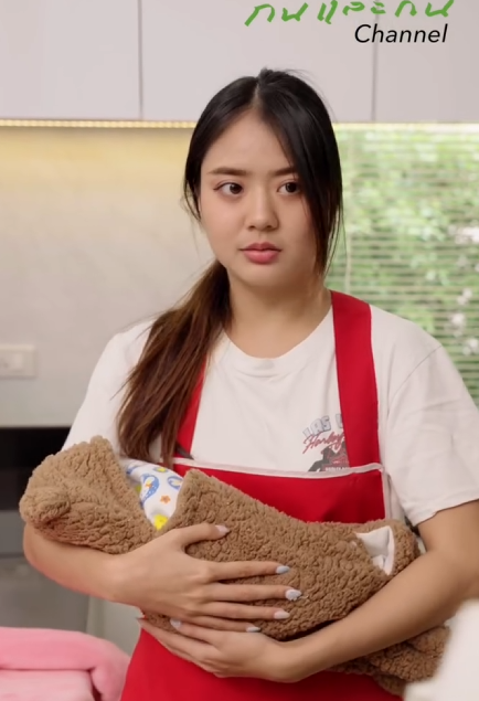 [ครบชุด] T2411078 แม เล ยงเอาล กต ดผ วไปท งท ในป แต ญญาณของแม เด กตามมาช วยเหล อล กเขา