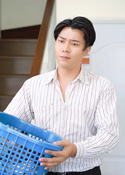 T1111024 วเม ยเขาก ใช กระเป าเด ยวก นก กแล วน part 2