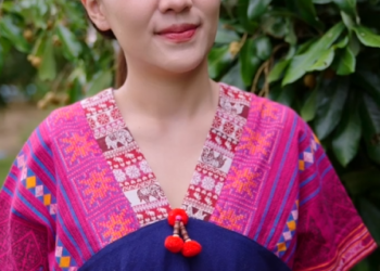 T1812117 เร องน สะใจมาก เม ยน อยบ งเอ ญเจอเม ยหลวง ไม ซะแล วใครค อต วจร part 2