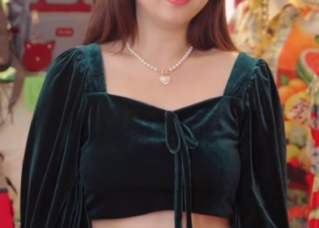 T2912169 ไฮโซโดนด กเพราะเธอป นจ กรยานมาซ อเส อผ เธอก เลยซ อเหมาท งร านป ดร านไปเลย part 2