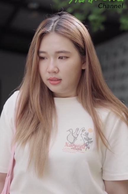 T0501177 แฟนเก าท ไม ได เจอก นนาน ตอนน เขาเป นแม าขายผลไม แต พวกเขาย งม ความร กก นอย part 2