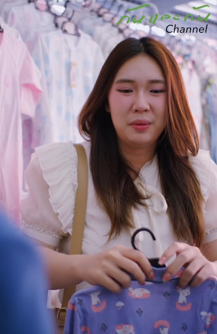 [ครบชุด] T0801105 มหาเศรษฐ ตามหาทายาทท หายไป กสาวพน กงานคนน ทำไมหน าคล ายเขาจ งเลย