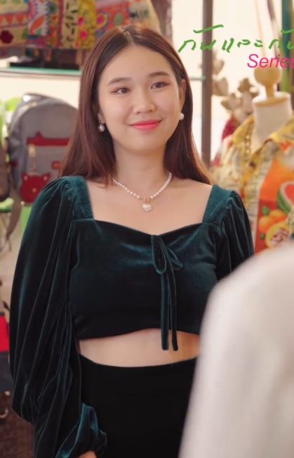 T1101092 ไฮโซโดนด กเพราะเธอป นจ กรยานมาซ อเส อผ เธอก เลยซ อเหมาท งร านป ดร านไปเลย part 2